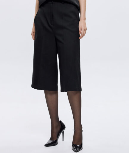 Reba Bermuda Shorts - Black Dolce Domenica