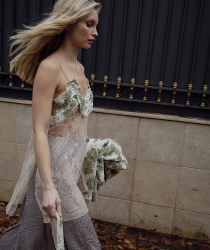 Opheliane Top - Sequined Floral Nidodileda