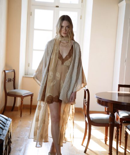 Journey Kimono - Floral Beaded Nidodileda