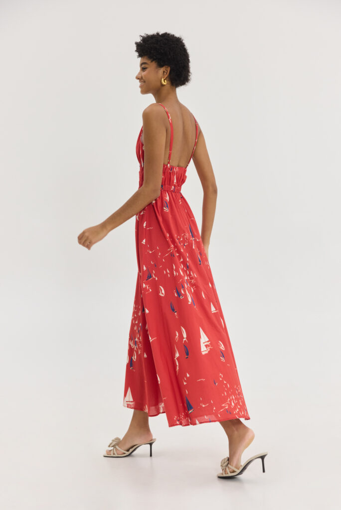 hemithea12188307-684x1024
