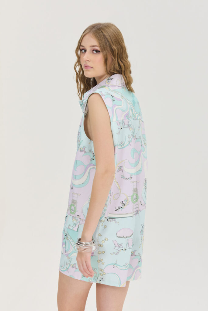 hemithea12192396-684x1024