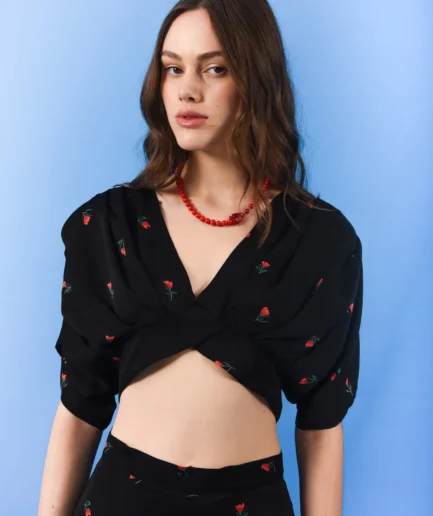 Riviera Top Black Arpyes