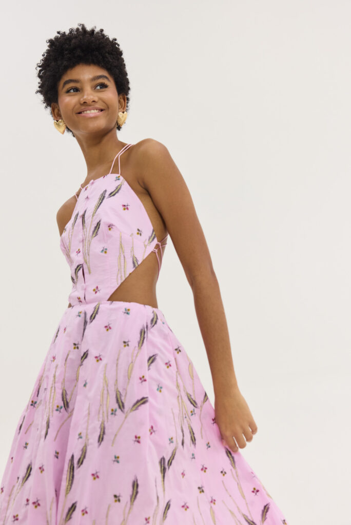 Hemithea-16194343-684x1024
